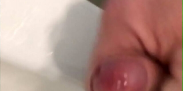 bukkake,cum,handjob,toilet